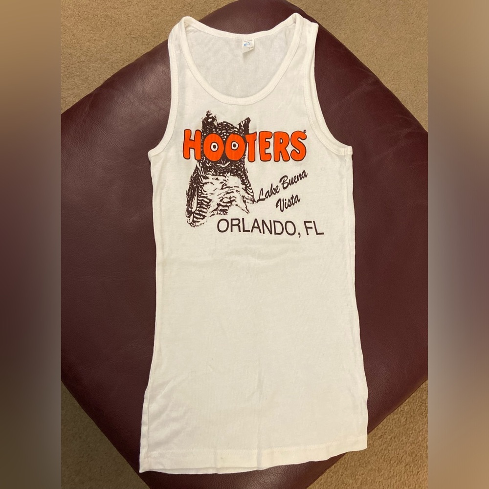 NEW Vintage Hooters Tank Top